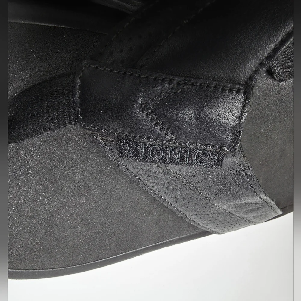 Vionic Wyatt Men's Black Leather Sandals Flip Flops Size 13